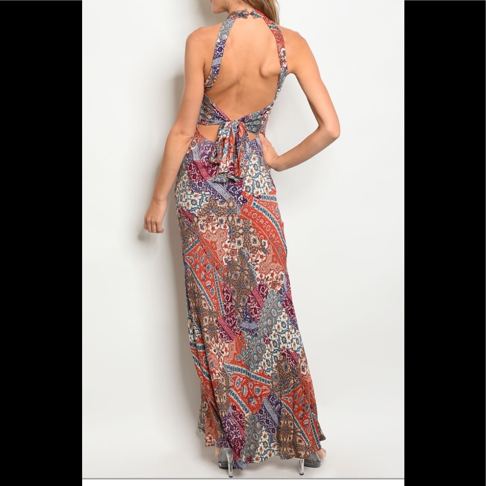 5⭐️BOHO Crochet Backless Maxi - Picture 5 of 8